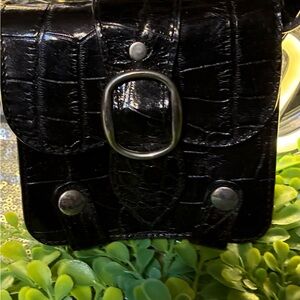 Black Croc-Embossed Genuine Leather kiss-lock